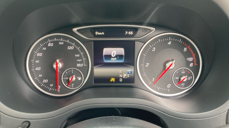 Mercedes-Benz B-Class B180d AMG Line Premium 5dr Auto Diesel Hatchback